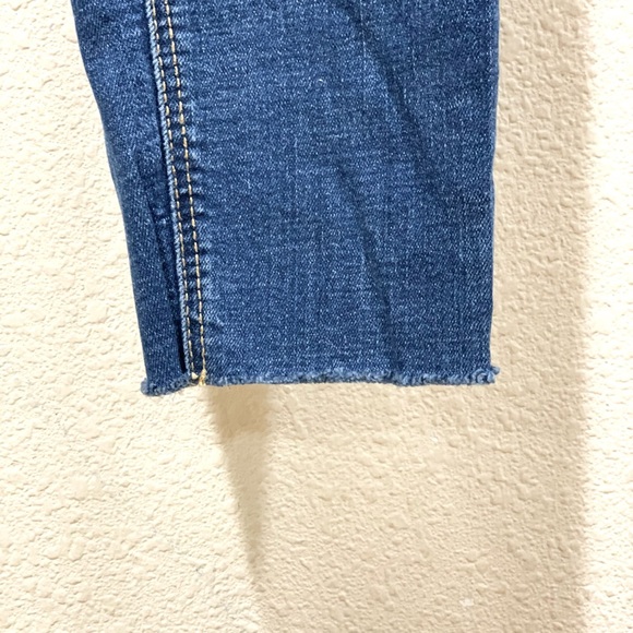 OLD NAVY Rockstar Super Skinny High Rise Jean’s - Picture 5 of 10